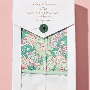 Set of 2 Anthropologie x Mer-Sea & Co Satin Pillowcases